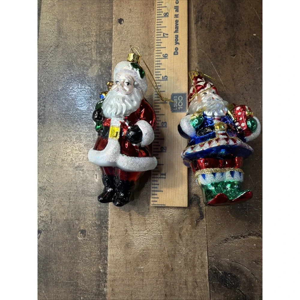 Brass Key Christmas Treasures Santas Around World Hand Blown Ornaments‎ Vtg 2000